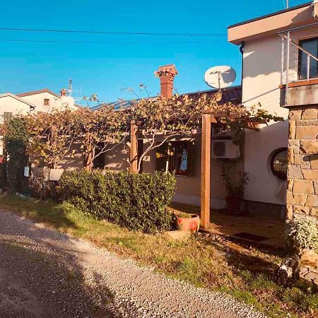 Istrska Hisa Centurium Villa Marezige Eksteriør bilde